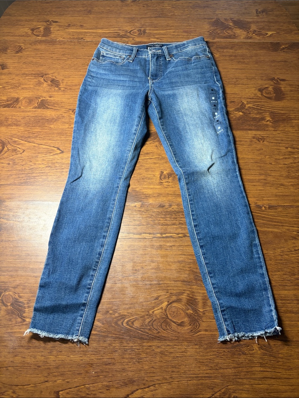 Lucky Brand Women's Medium Blue Straight-Leg Jeans with Raw Hem